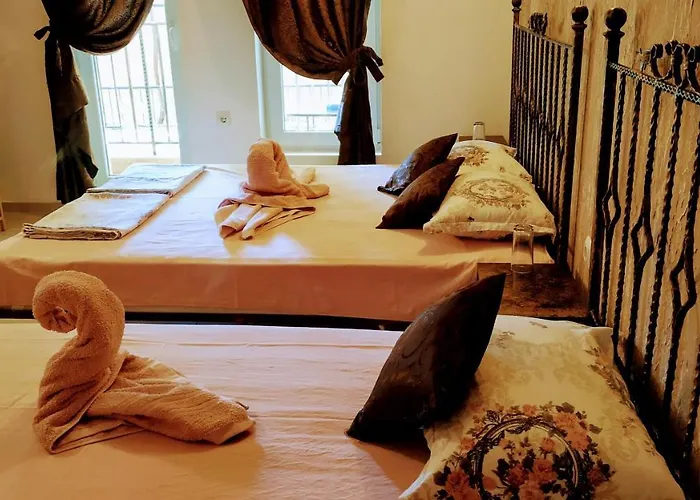 Dracena 招待所 3*