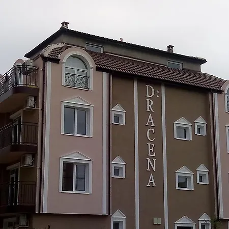 Pensión Dracena
